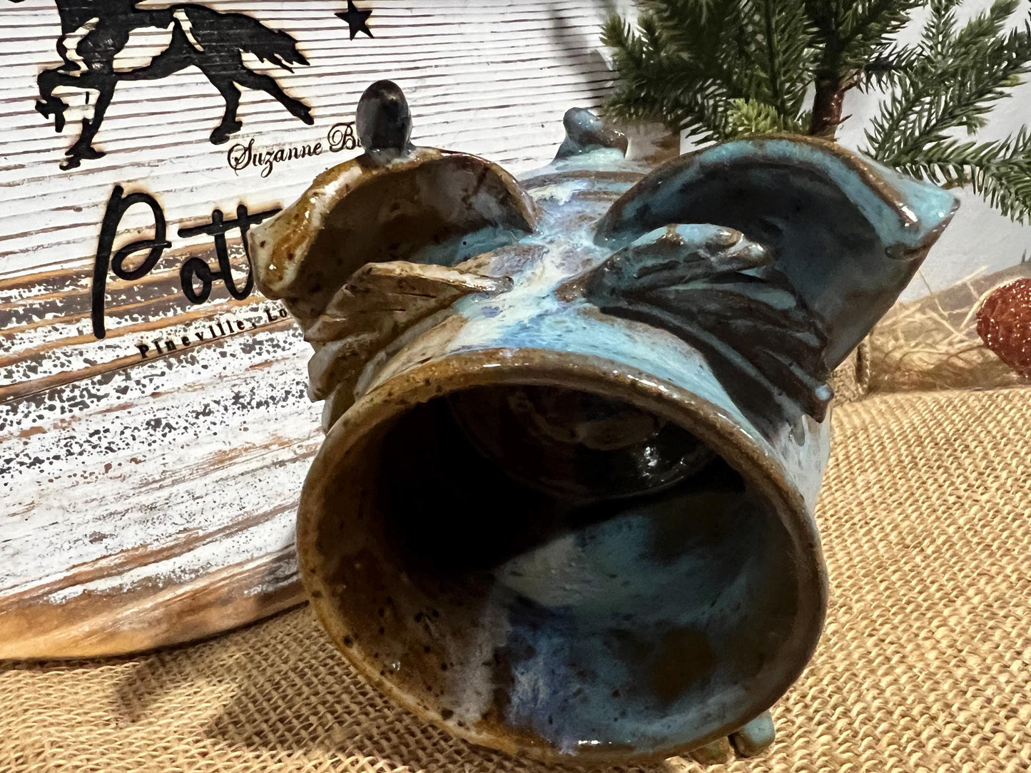 Absolutely adorable stoneware scrubber piggy